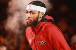 太阳大胜鹈鹕，升至西部第五的简单介绍