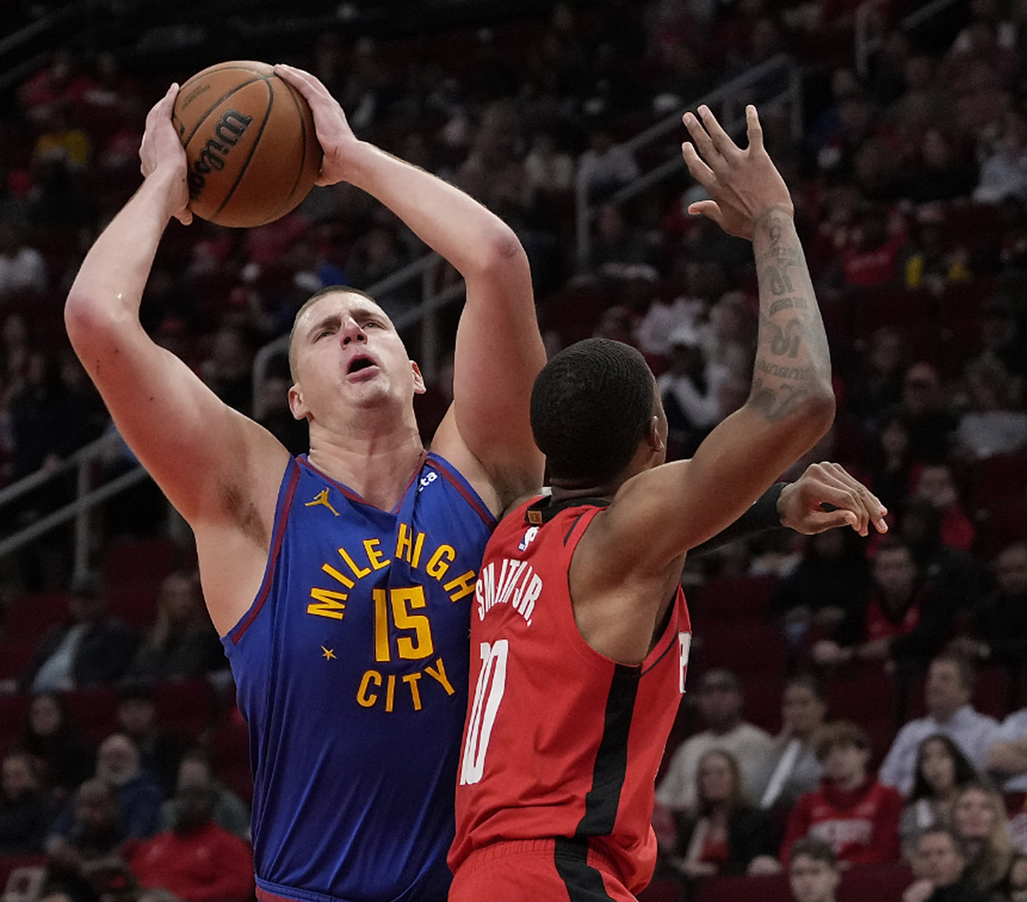 火箭惊险击败76人，取得六连胜