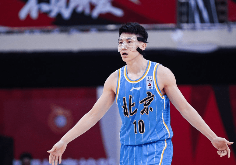 泰国篮球锦标赛展现新冠军风采，劲旅扬眉吐气的简单介绍