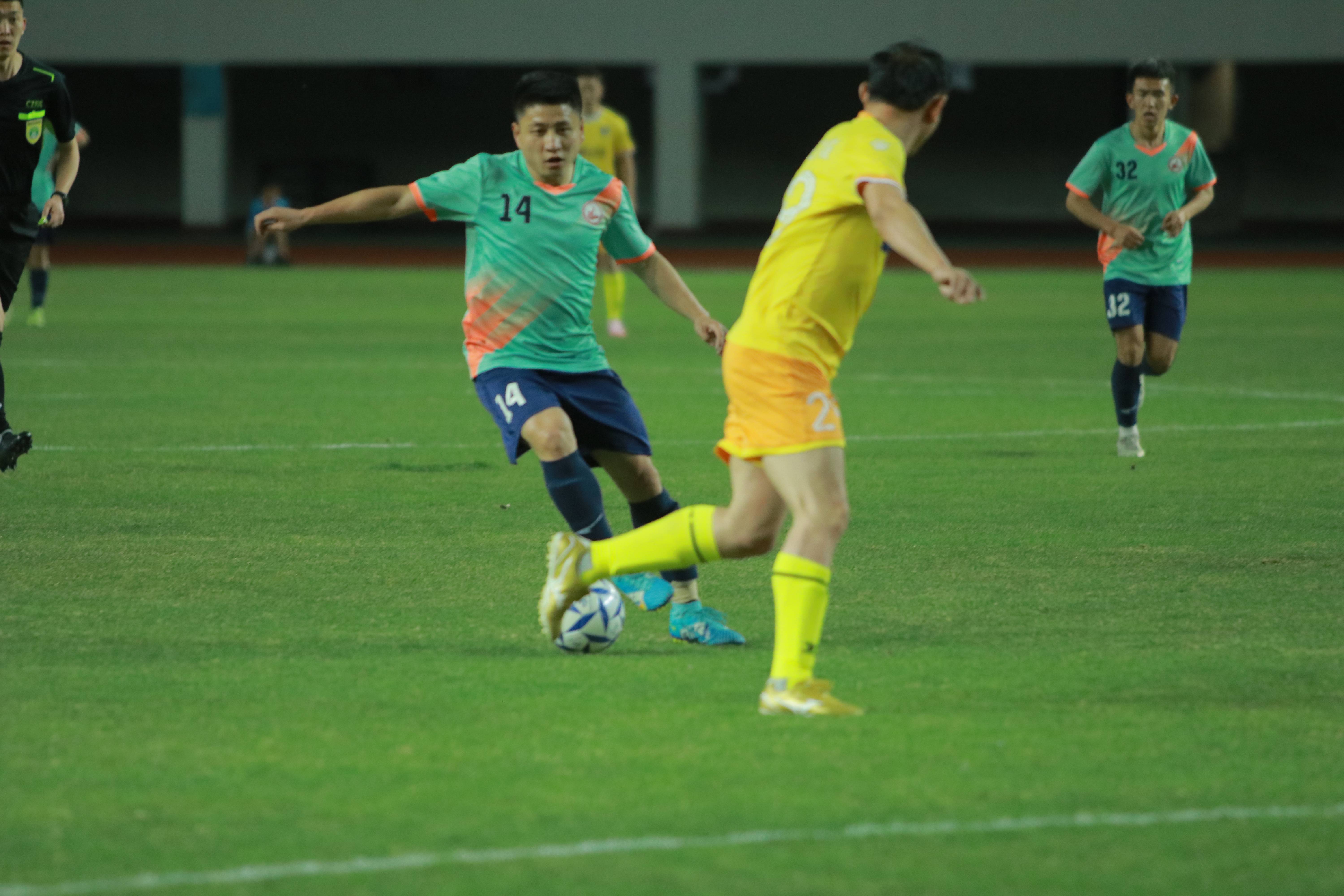 职业足球联赛的最新状况引发热议 职业足球联赛的最新状况引发热议