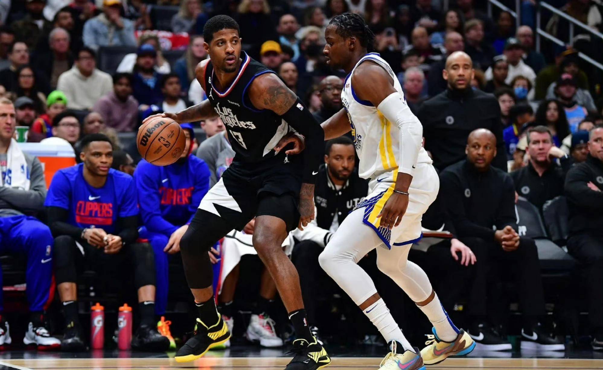 包含快船轻取对手,保罗-乔治领衔团队走向胜利的词条 包含快船轻取对手,保罗-乔治领衔团队走向胜利的词条