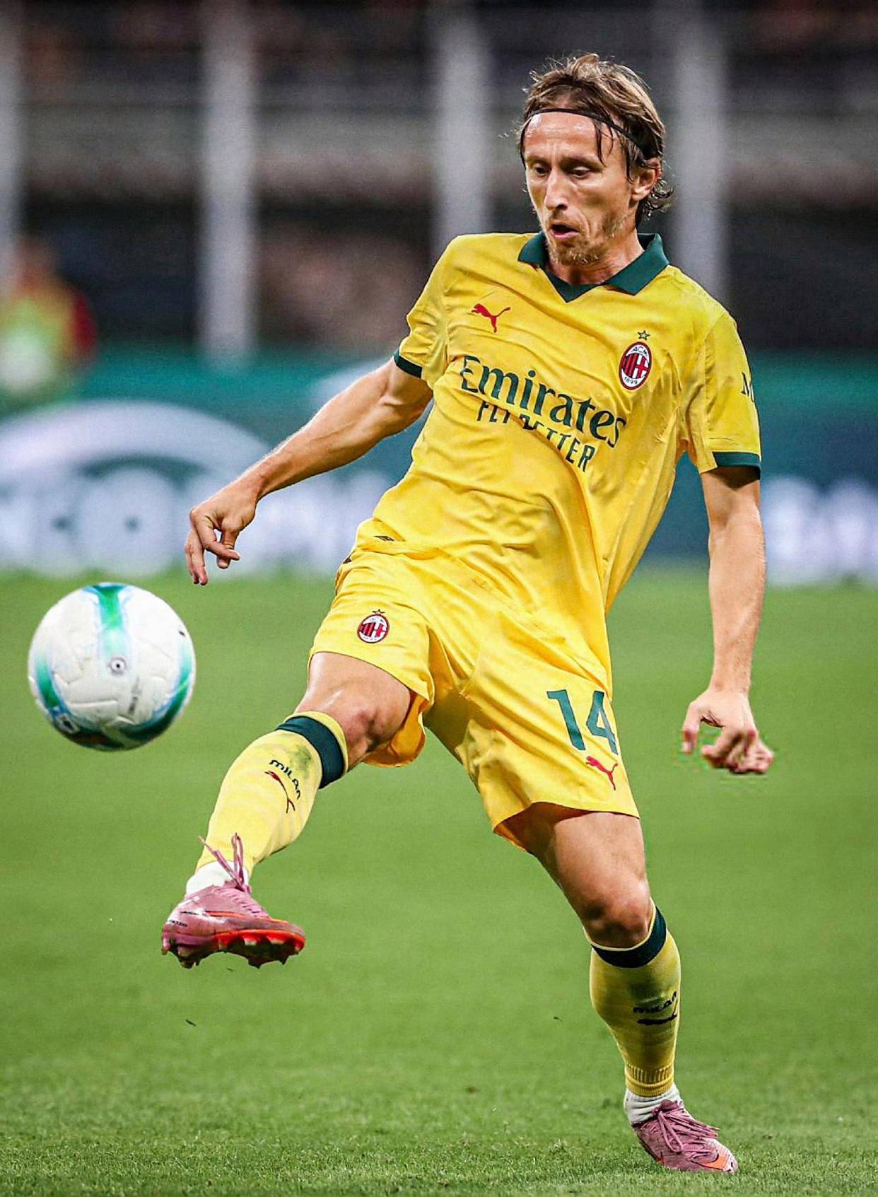 包含AC米兰一球小胜对手,继续领跑积分榜的词条 包含AC米兰一球小胜对手,继续领跑积分榜的词条